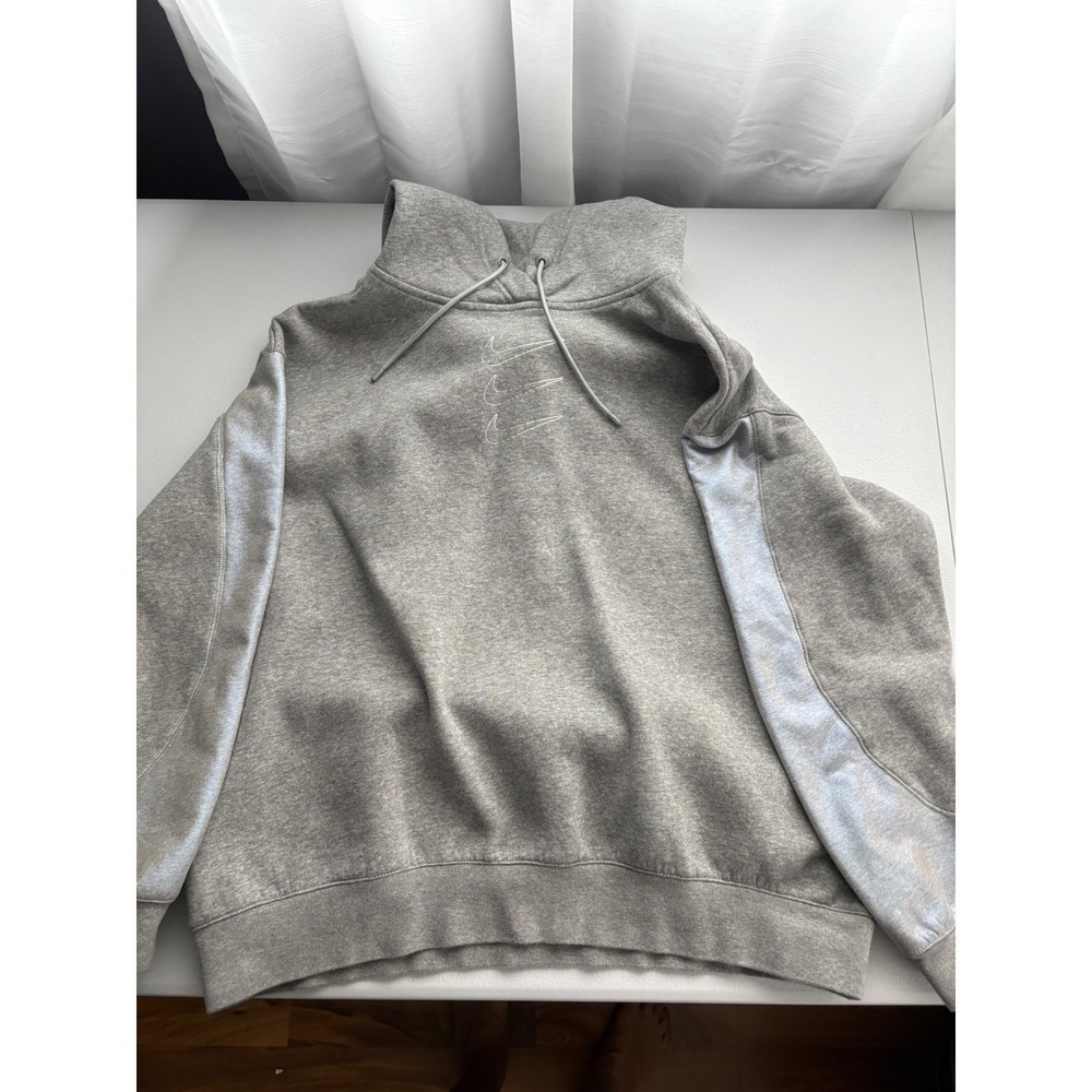 Nike Gray Hoodie Pullover Silver‎ Accents Athleisure Sweatshirt Women's M